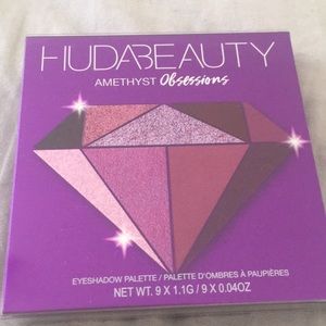 BNWT Huda Beauty Amethyst Obsessions palette